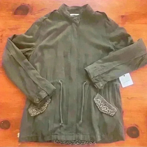 Anthropologie Unpublished Castellated Lace Detailed Cargo Jacket.Medium Olive - Picture 11 of 11